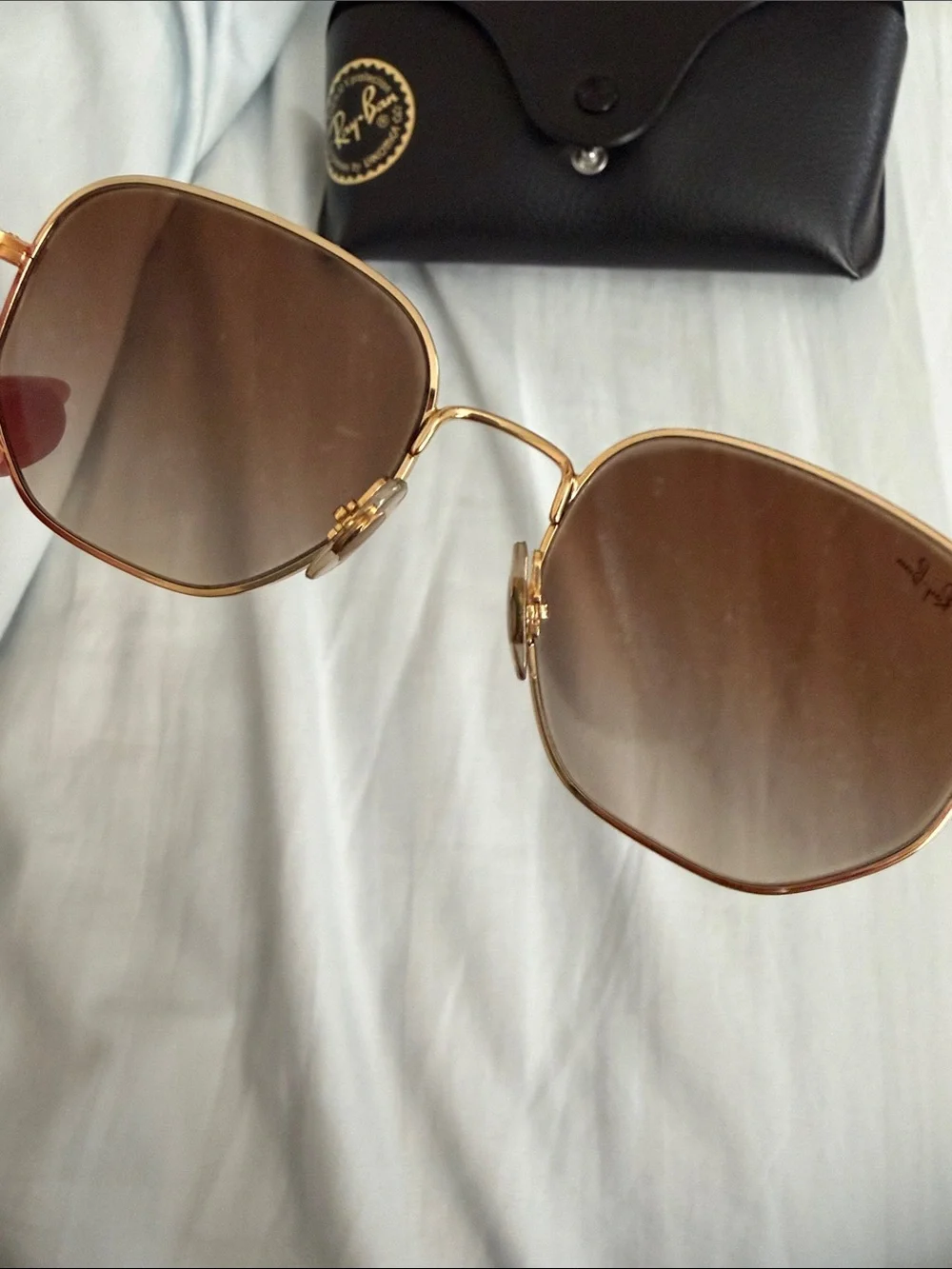 Ray-Ban stylish ray